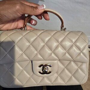 Tan Crossbody Bag with Quilted Leather and Silver Chain